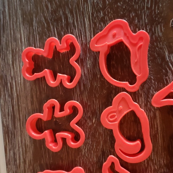 COPY - Vintage! 14 Animal Plastic Cookie Cutters - Picture 4 of 12